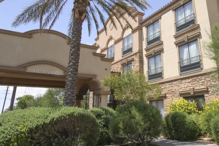 Work Hard, Rest Easy: The Ultimate Business Stay in Florence, Arizona