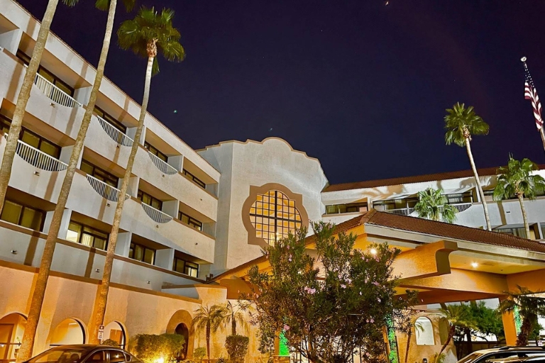 Why Staying at a Hotel in Phoenix West Makes Exploring the City Easier